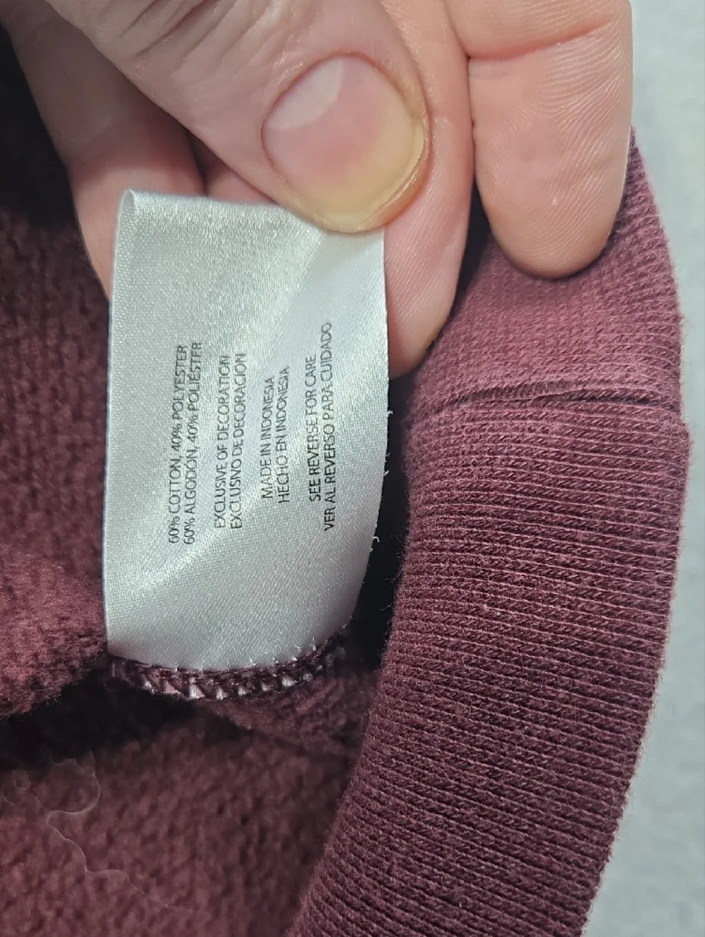 Vintage Eddie Bauer Men's Crewneck Sweatshirt Deep Burgundy - Picture 4 of 5